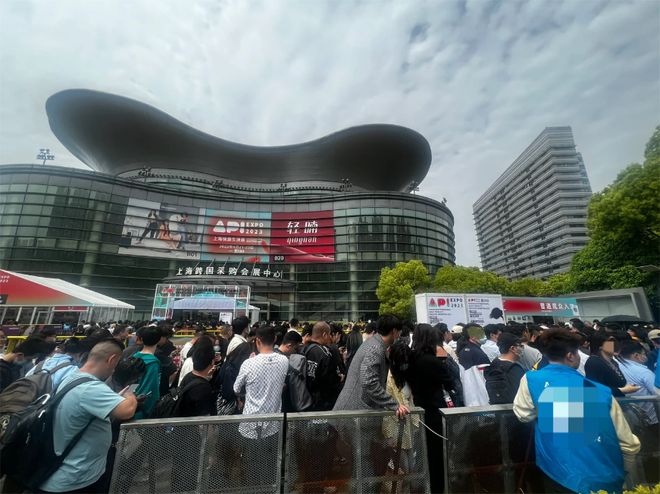 3亿男女买爆情趣用品!不朽情缘版安全套卖不动(图6) 3亿男女买爆情趣用品!不朽情缘版安全套卖不动(图6)